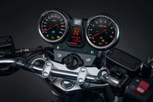 ホンダ「CB1300」シリーズの最終型をチェック！ 33年の歴史のトリを飾る“プロジェクトBIG-1”のファイナルエディション