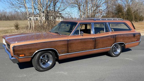Dodge Built America's Rarest V8 Muscle Wagon