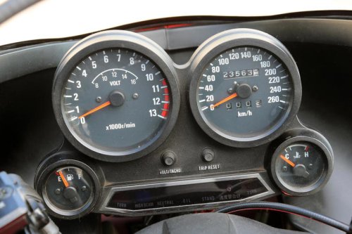 カワサキ「GPZ900R」の系譜｜時速250kmの世界を切り拓いた最強最速の初代ニンジャ【バイクの歴史】