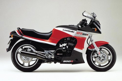 カワサキ「GPZ900R」の系譜｜時速250kmの世界を切り拓いた最強最速の初代ニンジャ【バイクの歴史】