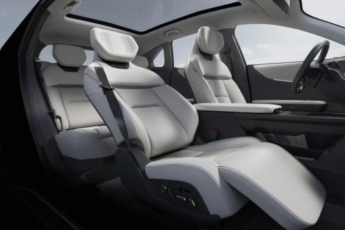 マツダが新型電動SUV「MAZDA EZ-60」を上海モーターショーで公開。日本発売はどうなる？