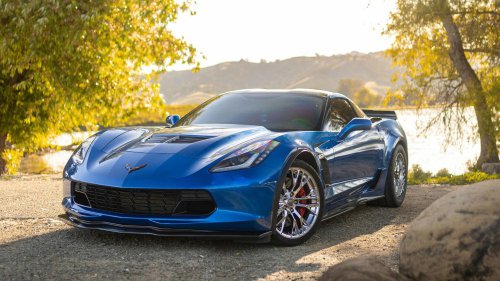 10 Reasons Why Ford Is Better Than Chevrolet & 10 Reasons Chevrolet Is The Better Choice