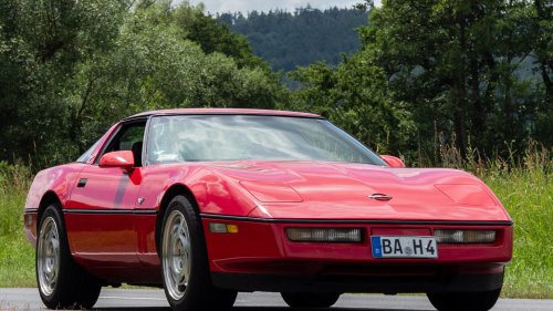 10 Reasons Why Ford Is Better Than Chevrolet &amp; 10 Reasons Chevrolet Is The Better Choice