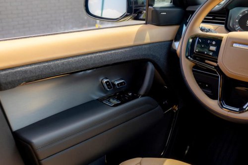 View Interior Photos of the 2025 Land Rover Range Rover Sport PHEV