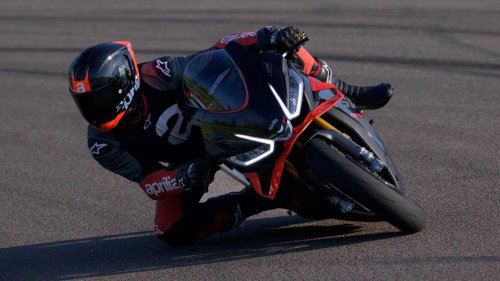 The sportbike that combines precision, stability, and confidence