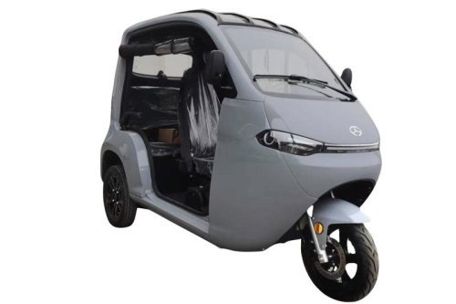 65万円の小型3輪EV「FAVICLE（ファビクル）」が登場。3人乗りで110km走行可能な電動トゥクトゥク