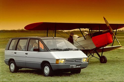 37 futuristic classic cars