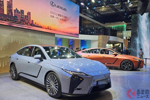 レクサス新型「ES」世界初公開！ 最速で「徹底解説！」 開発キーマン2人に直撃！ デザイン・パワトレ、そして走り… 次世代セダンの開発秘話とは