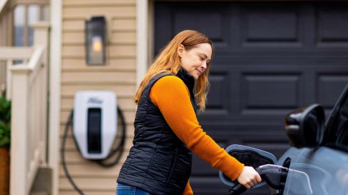 The EV that's still selling like tax credits exist