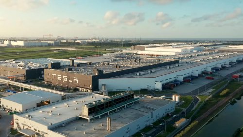 The 10 Largest Auto Plants &amp; The 10 Smallest