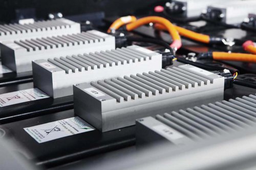 El dispositivo esencial que debe tener todo coche eléctrico y por qué marca la diferencia