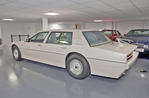 The man who owns 450 cars