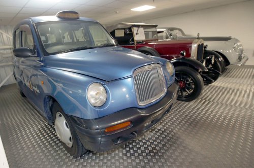 The man who owns 450 cars