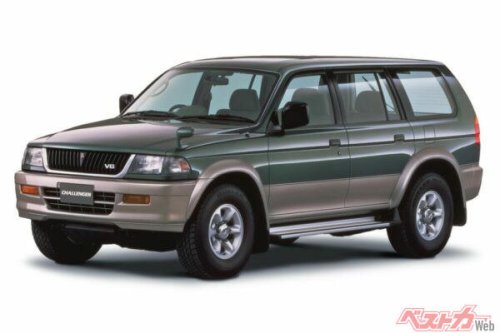 三菱 チャレンジャーって令和だったらランクル250の対抗馬待ったなし!? パリダカにも出場したミッドサイズSUV