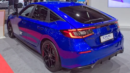 16 great cars everyone should drive at least once in their life