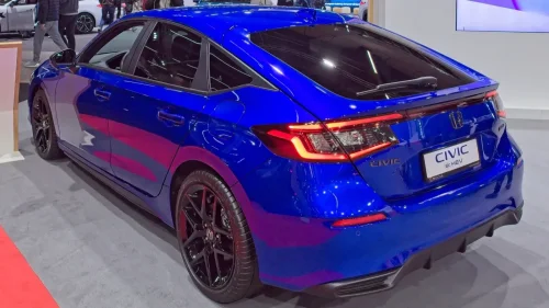 16 great cars everyone should drive at least once in their life