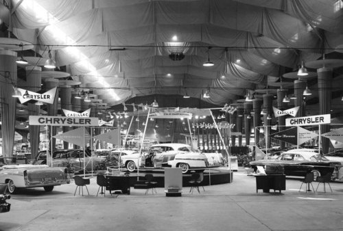 From 1924 Six to Modern 300, Chrysler Celebrates 100 Years