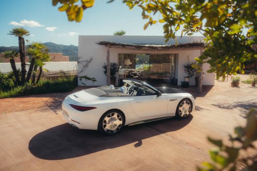 The 2026 Mercedes-Maybach SL680 Doesn’t Whisper, It Shouts