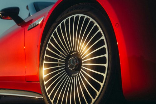 Shifting Focus to the Driver: 2026 Mercedes-Maybach SL680 Monogram Series Driven