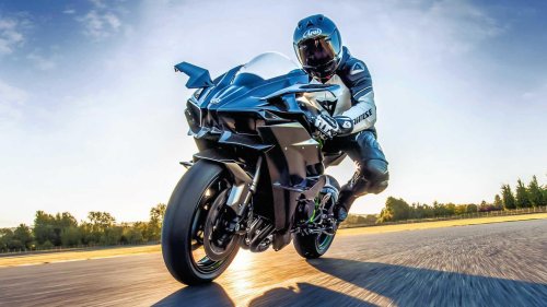 The performance bike that defines Kawasaki’s philosophy