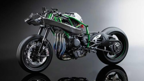 Kawasaki's supercharged engineering: The Ninja H2 and H2R