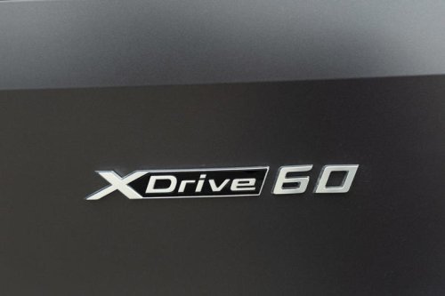 The 2026 BMW iX Packs a New Face and a Lower Starting Price