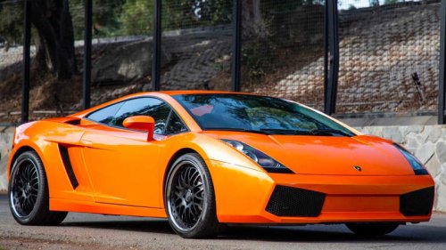 6 naturally aspirated V10 cars collectors are quietly snatching up