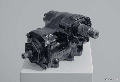 6.9リットルV8を搭載した「世界最速のサルーン」、メルセデスベンツ『450 SEL 6.9』が誕生50年