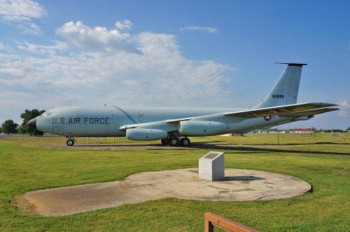 10 aircraft made great by a new engine