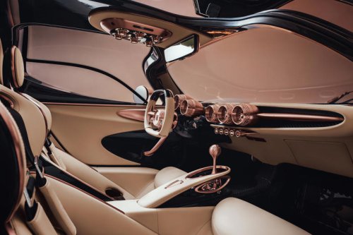 De Tomaso P72: Manual, screen-free supercar thumbs its nose at the modern age