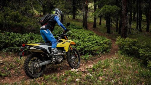 Suzuki, Suzuki DR-Z400S: The ultimate dual-sport motorcycle