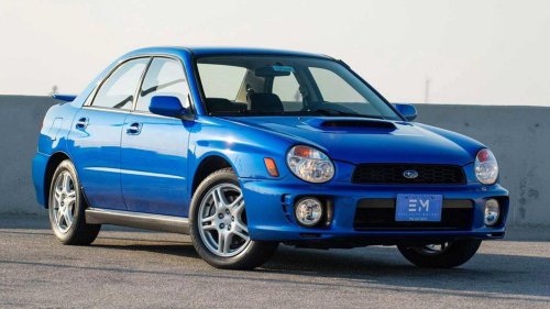 10 Unforgettable Car Designs That Defined The 2000s