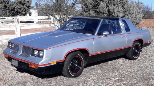 9 Dirt-Cheap Performance Cars That Don’t Need Mods to Be Fun