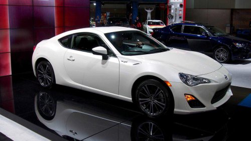 9 Dirt-Cheap Performance Cars That Don’t Need Mods to Be Fun