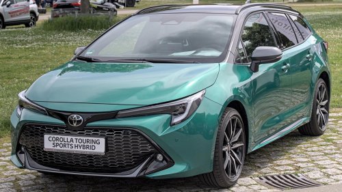 Top Up The Tank: The 20 Best Cars That Take Regular Gas