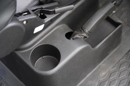 【試乗レビュー】88万円から買える3人乗りEVトゥクトゥク「eNEO」シリーズ。実用的な電動トライクの実力を比較検証