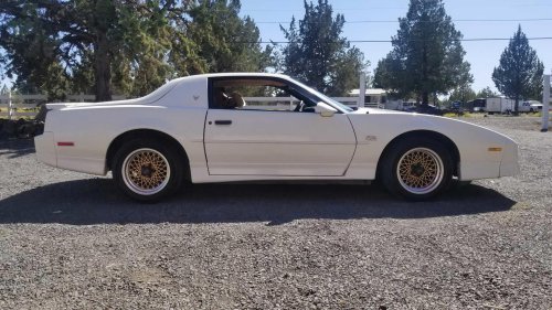 The Epic Legacy Left Behind By One Of Pontiac's Greatest Muscle Cars