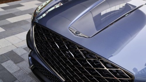 View Photos of the 2026 Genesis GV70