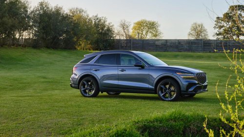 View Photos of the 2026 Genesis GV70