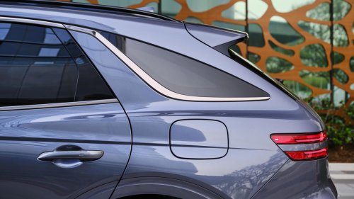 View Photos of the 2026 Genesis GV70