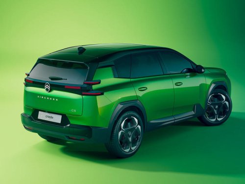 シトロエン「C5エアクロス」が第二世代へと進化！ 新STLAミディアム プラットフォーム採用で電動化を加速