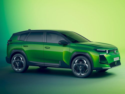 シトロエン「C5エアクロス」が第二世代へと進化！ 新STLAミディアム プラットフォーム採用で電動化を加速