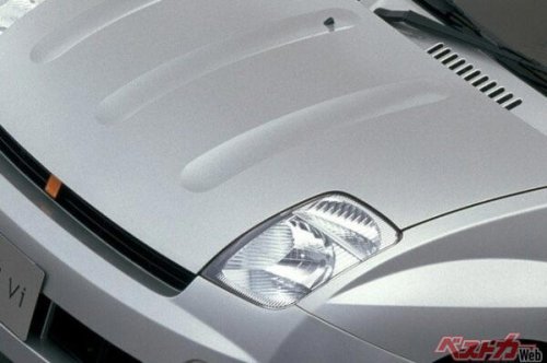 Y2Kに夢中なMZ世代ですらスルー!? ミレニアム名車の陰となったクセ強車5選！