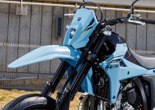 スズキ「DR-Z4SM」撮影レポート｜ファン待望の400ccモタード、パワフルかつスリムなスタイルで街から峠まで楽しめる