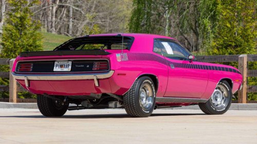 Dodge, Dodge's renewal of 'Cuda trademark hints total war on the muscle car market