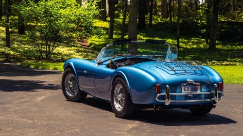 9 Sports Cars That Were Way Too Powerful For Their Time