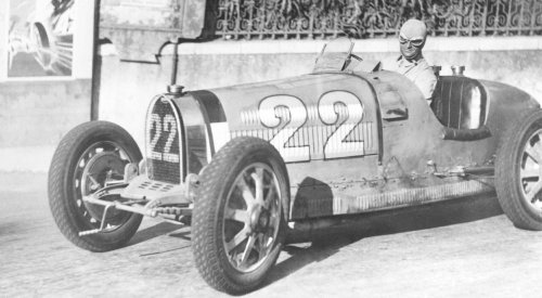 ¿Italiana o francesa? La marca de coches de lujo que despista a todo el mundo por su nombre