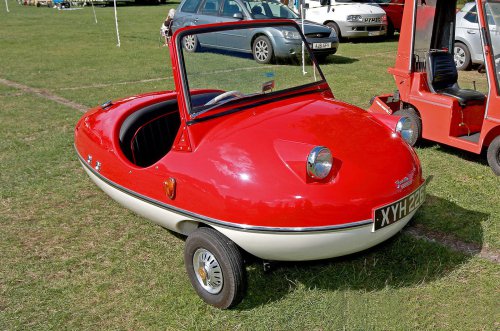 El misterioso mundo del automóvil de tres ruedas