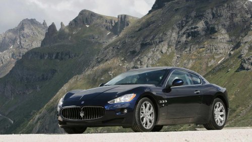 Jaguar XKR: The supercharged grand tourer bargain