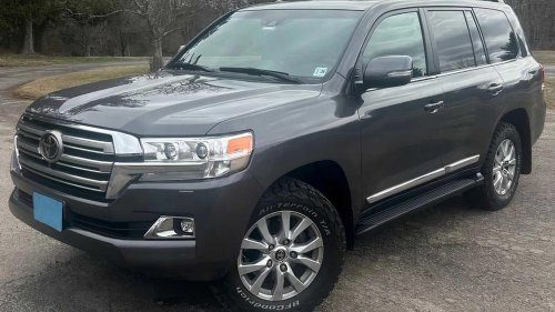 SUVs with unkillable engines: models known to run for over 200,000 miles